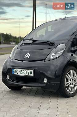 Хэтчбек Citroen C-Zero 2011 в 