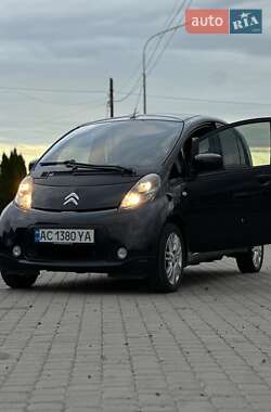 Хэтчбек Citroen C-Zero 2011 в 