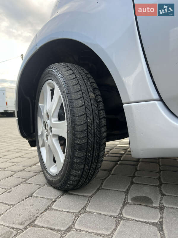 Хэтчбек Citroen C-Zero 2011 в Львове