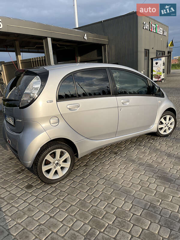 Хэтчбек Citroen C-Zero 2011 в Львове