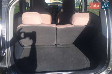 Хэтчбек Citroen C-Zero 2011 в 