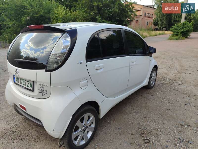 Хетчбек Citroen C-Zero 2011 в Сквирі