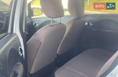 Хэтчбек Citroen C-Zero 2012 в 
