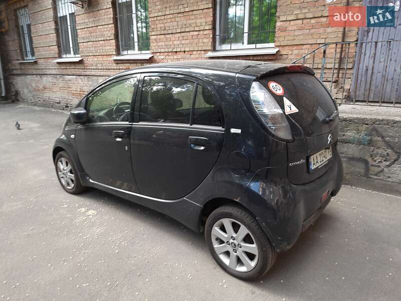 Хэтчбек Citroen C-Zero 2012 в Киеве