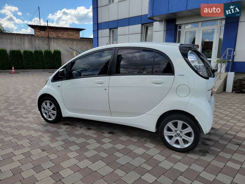 Хэтчбек Citroen C-Zero 2011 в Сарнах