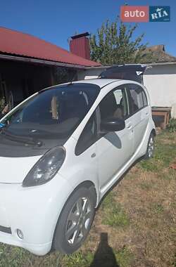 Хэтчбек Citroen C-Zero 2010 в 