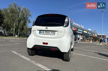 Хэтчбек Citroen C-Zero 2013 в 
