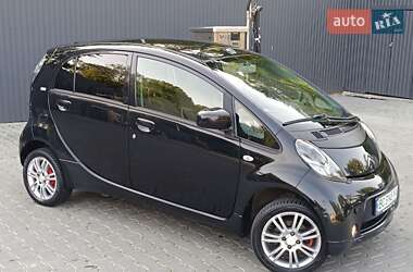 Хэтчбек Citroen C-Zero 2011 в 