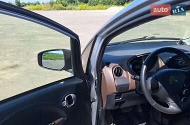 Хэтчбек Citroen C-Zero 2011 в 