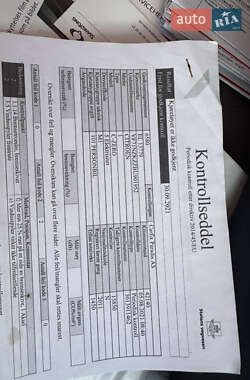 Хэтчбек Citroen C-Zero 2011 в 