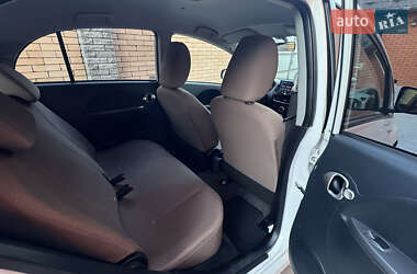 Хэтчбек Citroen C-Zero 2012 в 