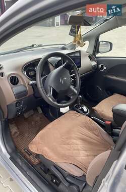 Хэтчбек Citroen C-Zero 2012 в 