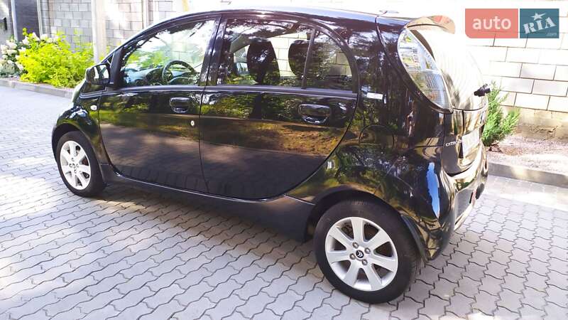 Хэтчбек Citroen C-Zero 2012 в Костополе