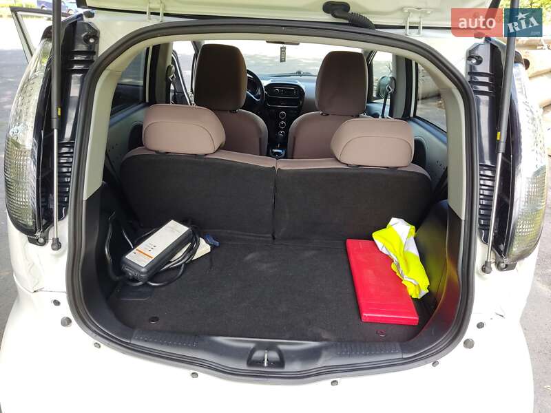 Хэтчбек Citroen C-Zero 2012 в Луцке