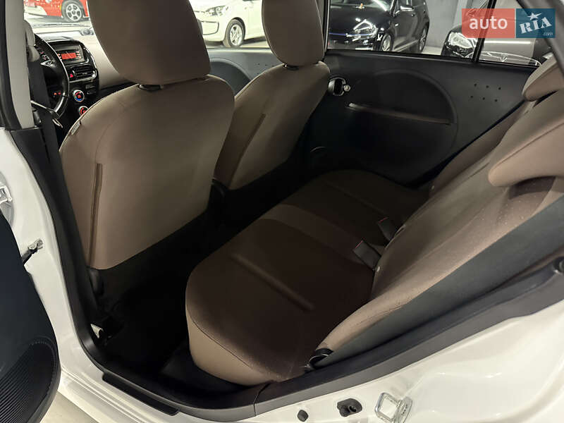 Хэтчбек Citroen C-Zero 2015 в Владимире