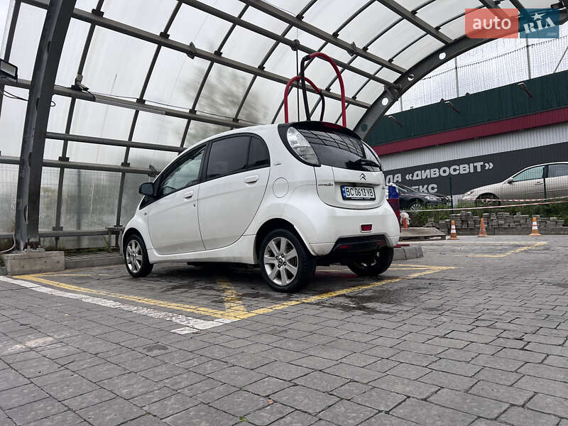 Хэтчбек Citroen C-Zero 2011 в Львове