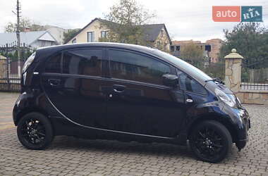 Хэтчбек Citroen C-Zero 2015 в 