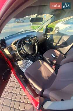 Хэтчбек Citroen C-Zero 2013 в 