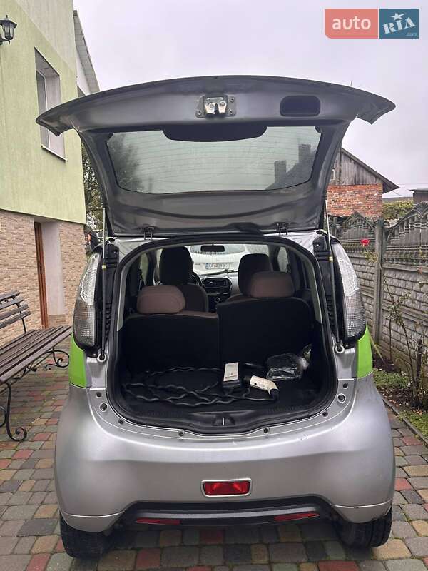 Хэтчбек Citroen C-Zero 2011 в Львове