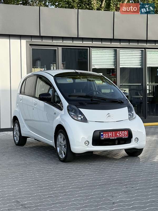Хэтчбек Citroen C-Zero 2014 в 