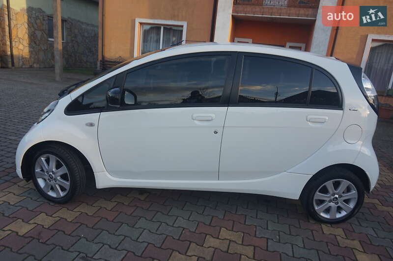 Хетчбек Citroen C-Zero 2014 в Самборі фото 23 Хетчбек Citroen C-Zero 2014 в Самборі