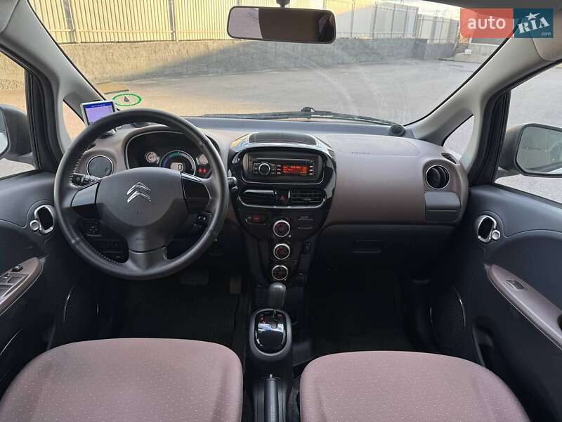Хэтчбек Citroen C-Zero 2012 в Виннице фото 13 Хэтчбек Citroen C-Zero 2012 в Виннице