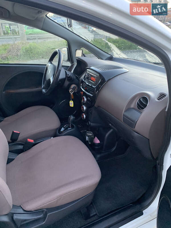 Хэтчбек Citroen C-Zero 2011 в Луцке фото 15 Хэтчбек Citroen C-Zero 2011 в Луцке