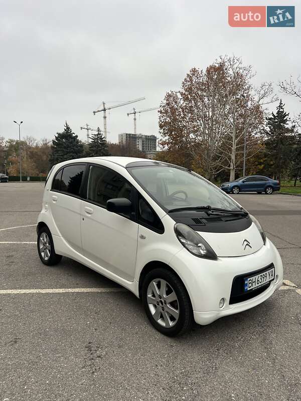 Citroen C-Zero 2011