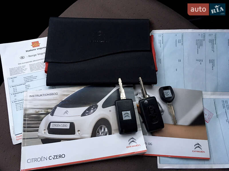 Хэтчбек Citroen C-Zero 2012 в Львове