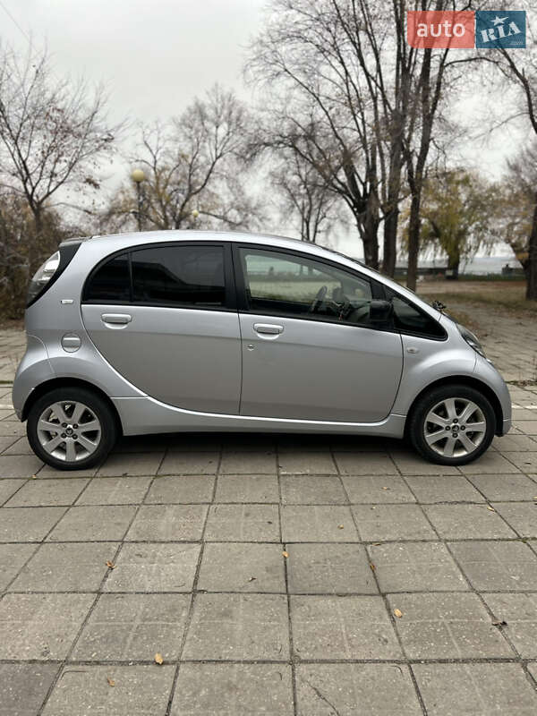 Хэтчбек Citroen C-Zero 2011 в Запорожье