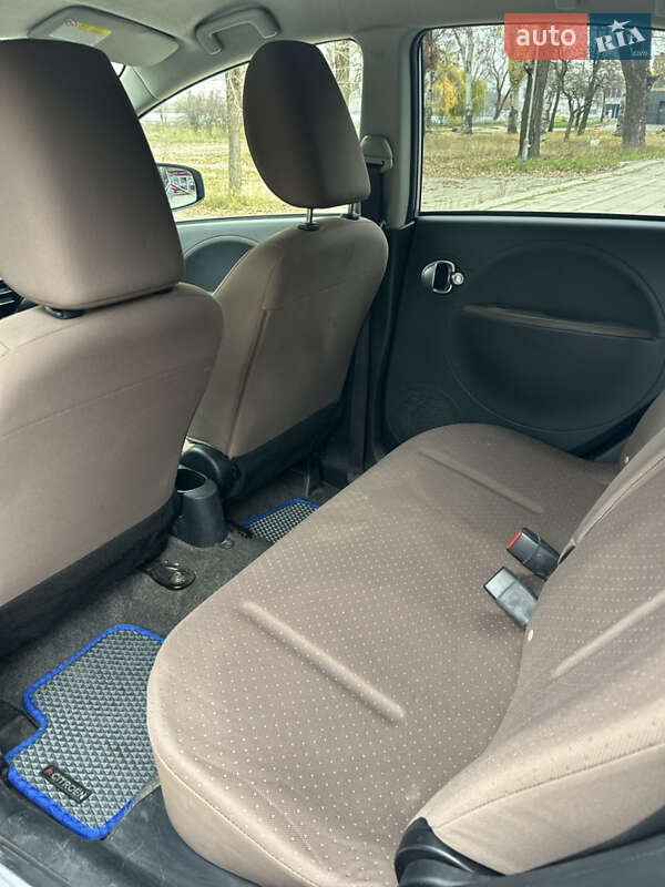 Хэтчбек Citroen C-Zero 2011 в Запорожье