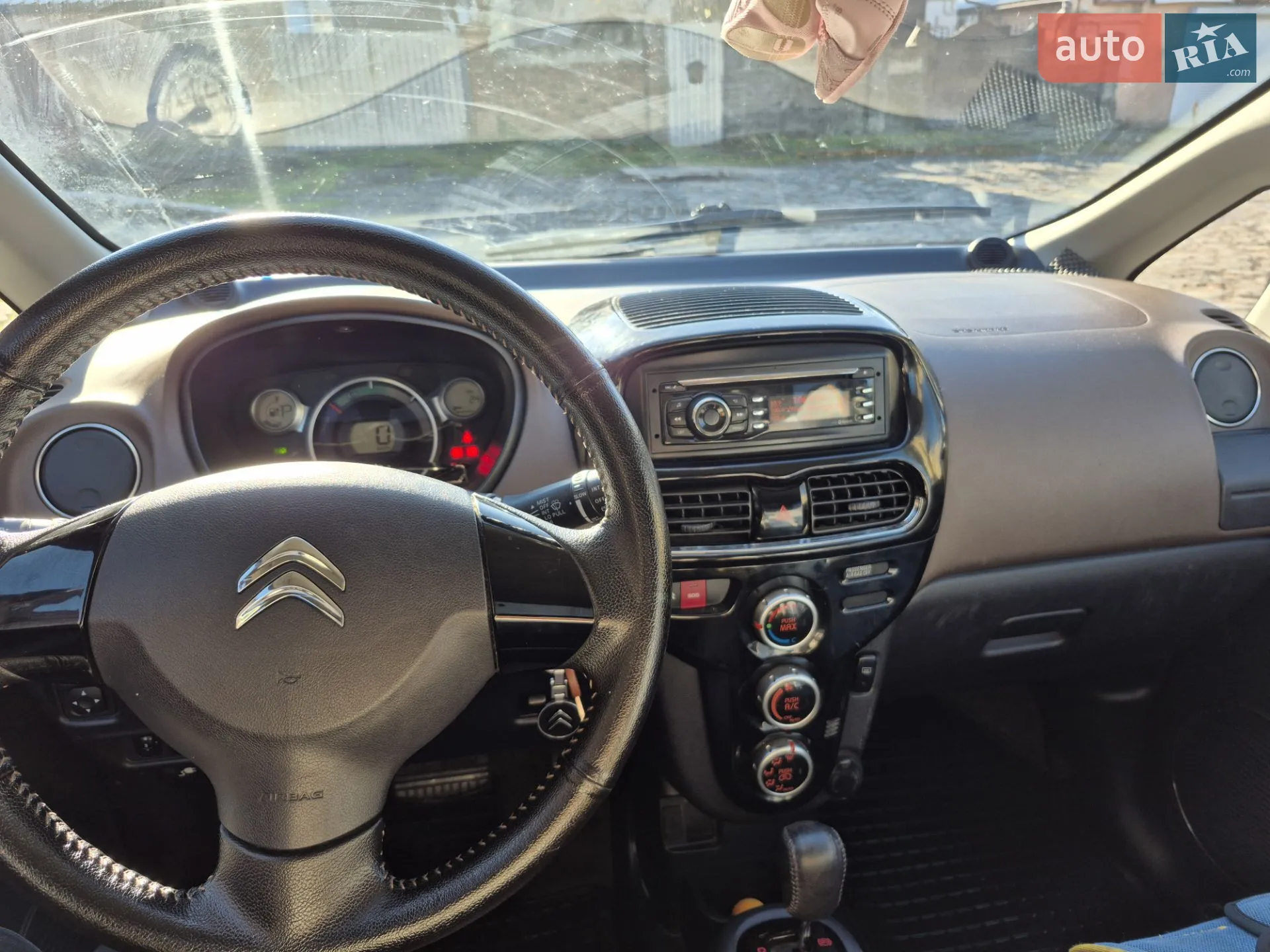 2015 Citroen C-ZERO - мініатюра 19