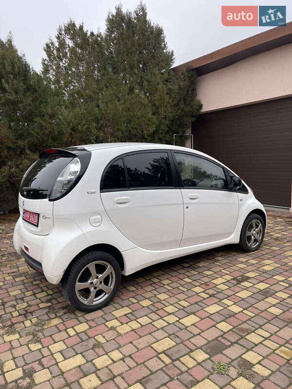 Хэтчбек Citroen C-Zero 2011 в Днепре