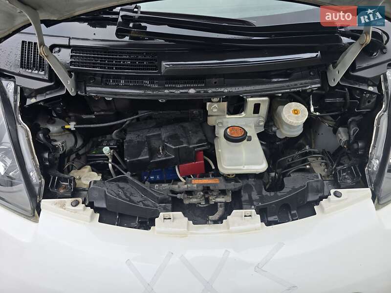 Хэтчбек Citroen C-Zero 2011 в Нежине