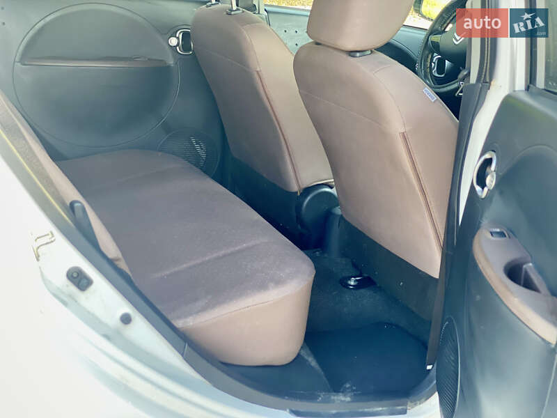 Хэтчбек Citroen C-Zero 2012 в Львове