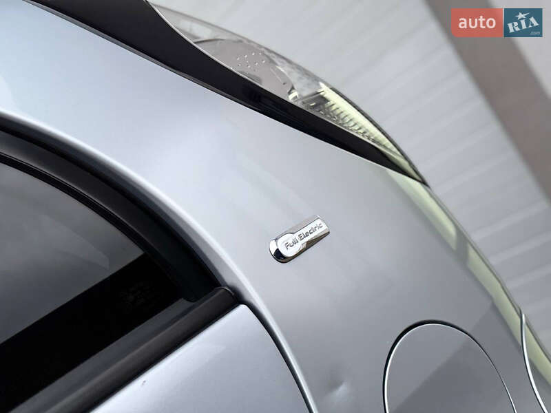 Хэтчбек Citroen C-Zero 2015 в Трускавце