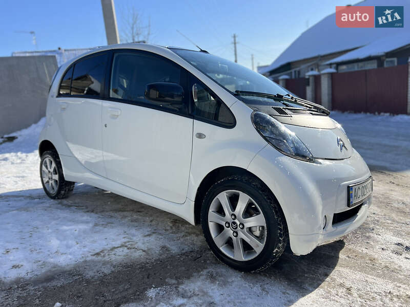 Хэтчбек Citroen C-Zero 2011 в Виннице