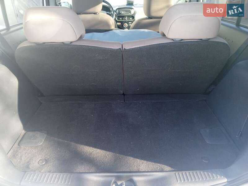 Хэтчбек Citroen C-Zero 2012 в Каменке-Бугской