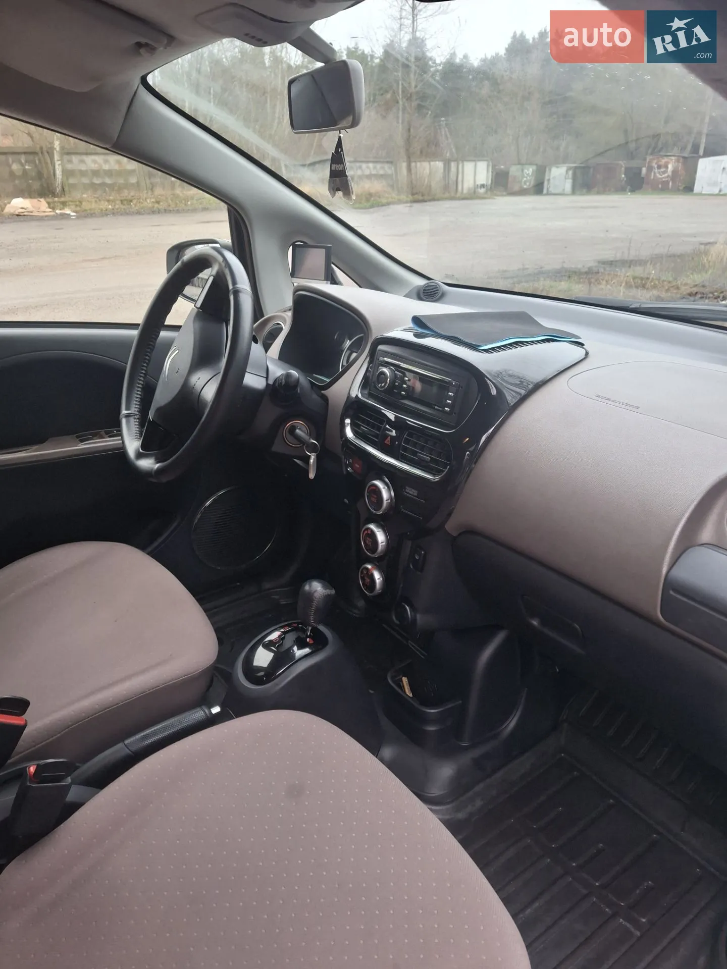 2014 Citroen C-ZERO - мініатюра 7