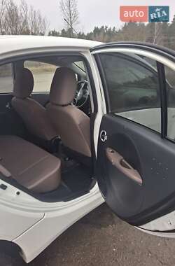 Хэтчбек Citroen C-Zero 2014 в Коростышеве