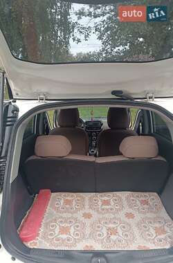 Хетчбек Citroen C-Zero 2011 в Золочеві
