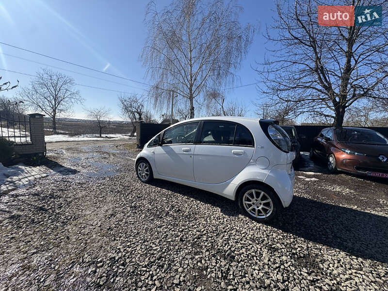 Хетчбек Citroen C-Zero 2015 в Луцьку фото 8 Хетчбек Citroen C-Zero 2015 в Луцьку