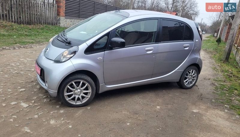 Хетчбек Citroen C-Zero 2015 в Умані