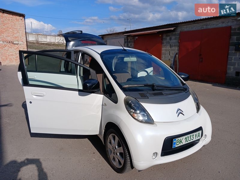 Хетчбек Citroen C-Zero 2011 в Рівному фото 44 Хетчбек Citroen C-Zero 2011 в Рівному