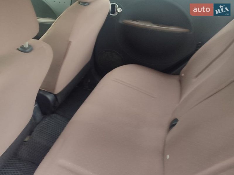 Хетчбек Citroen C-Zero 2011 в Дніпрі