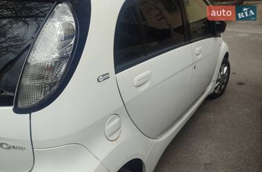 Хетчбек Citroen C-Zero 2011 в Дніпрі