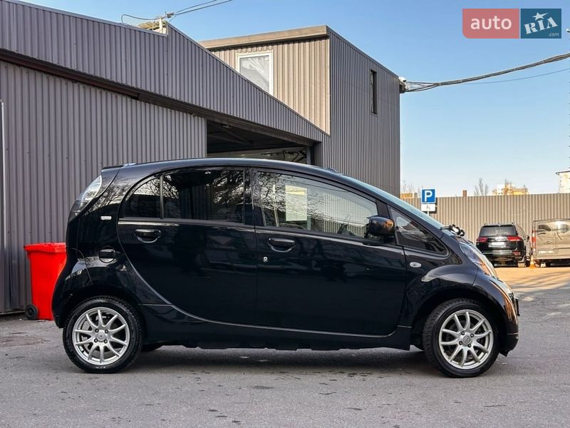 Хэтчбек Citroen C-Zero 2017 в Киеве