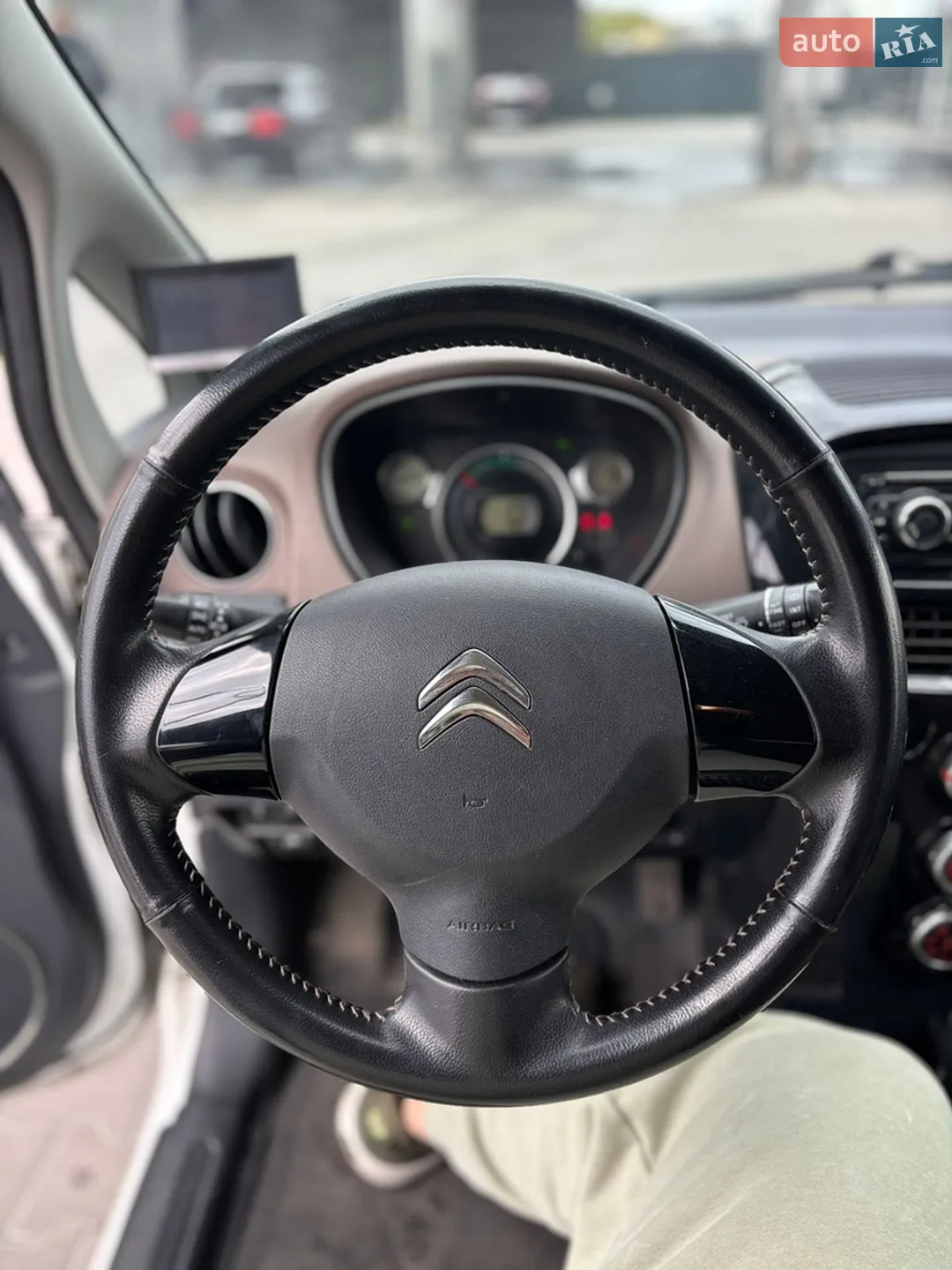 2014 Citroen C-ZERO - мініатюра 13