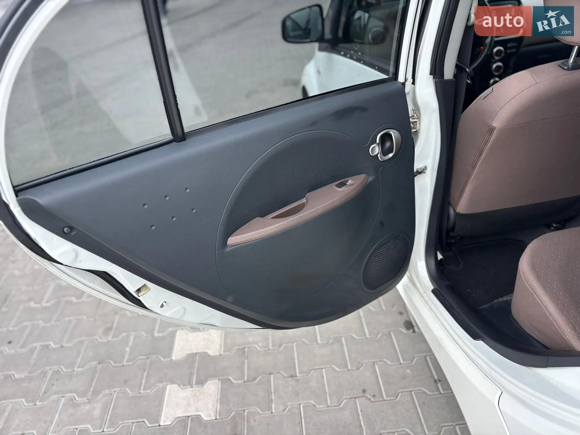2014 Citroen C-ZERO - мініатюра 15
