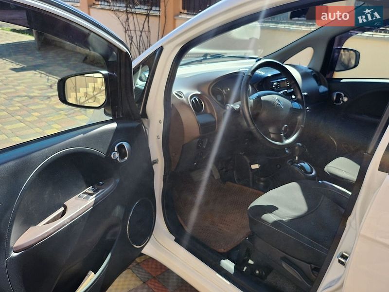 Хэтчбек Citroen C-Zero 2011 в Ивано-Франковске